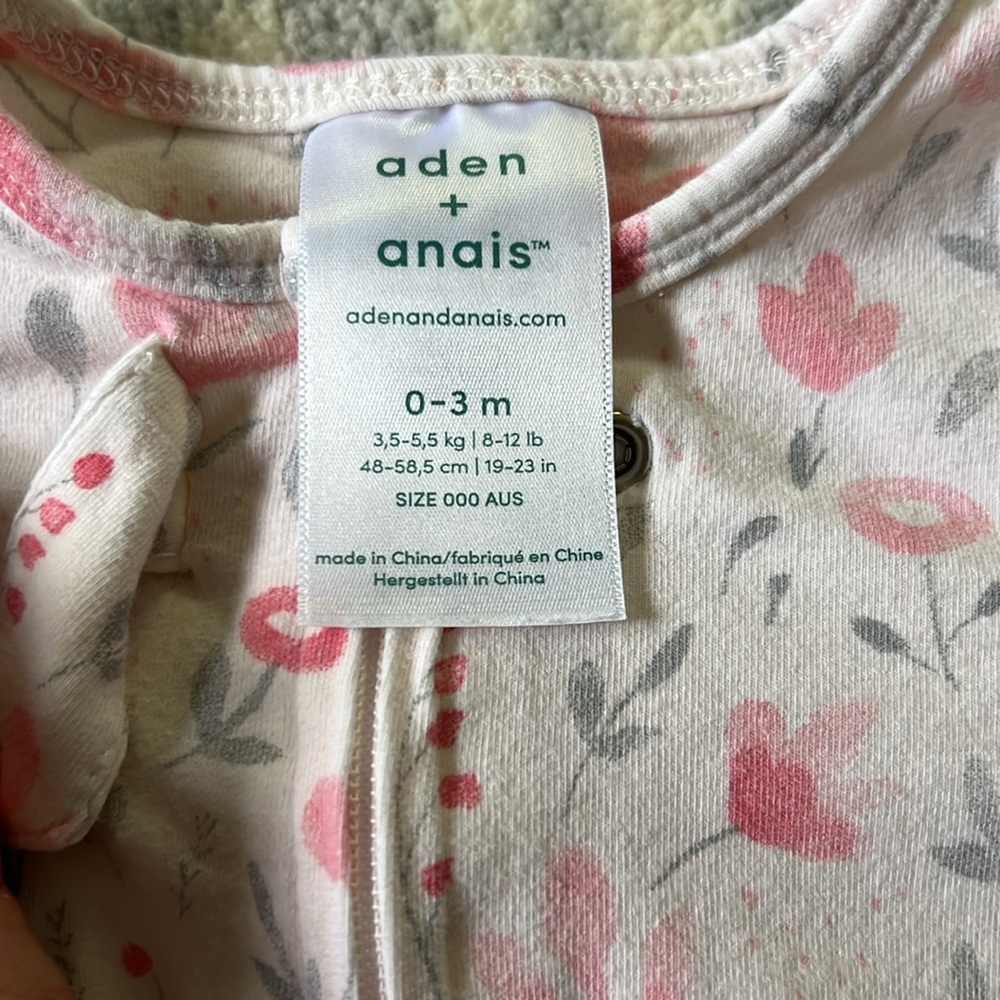 🩷RL/Burts/Roller Rabbit/Aden🩷 EUC Baby Girl 9 piece Onesie Set! 0-3m. - Picture 6 of 17